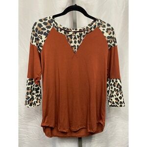 Vanilla Bay Leopard Print Raglan Shirt Rust Orange Women's M